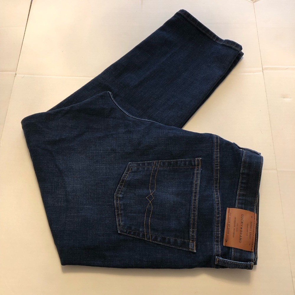 Lucky Brand 221 Original Straight Dark Wash Jeans Size 40